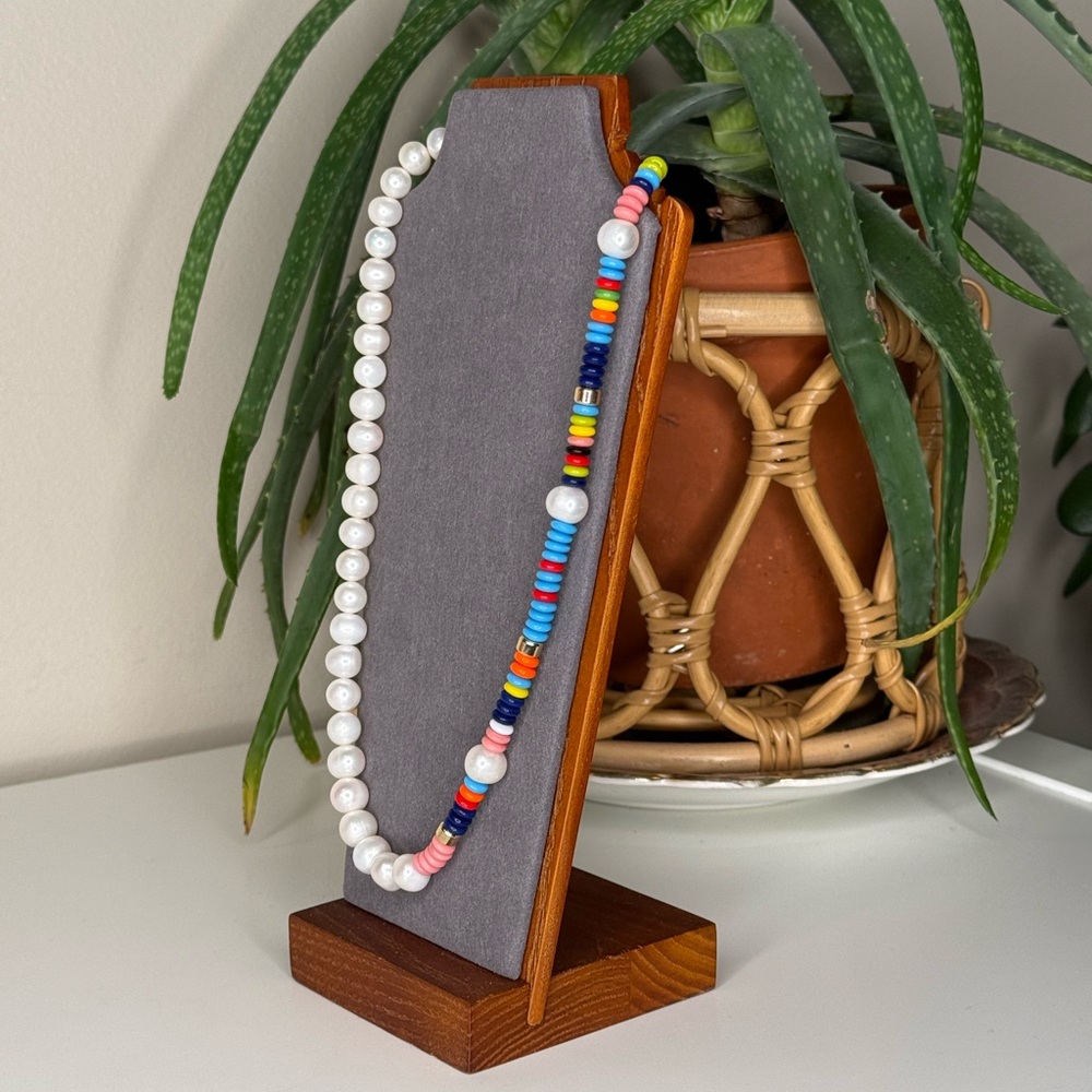Martha Calvo Asymmetrical Pearl Rainbow Bead Necklace Gold Statement 28” - Picture 8 of 8